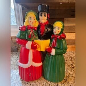 Vintage General Foam Plastics Holiday Dickens Carolers Blow Mold